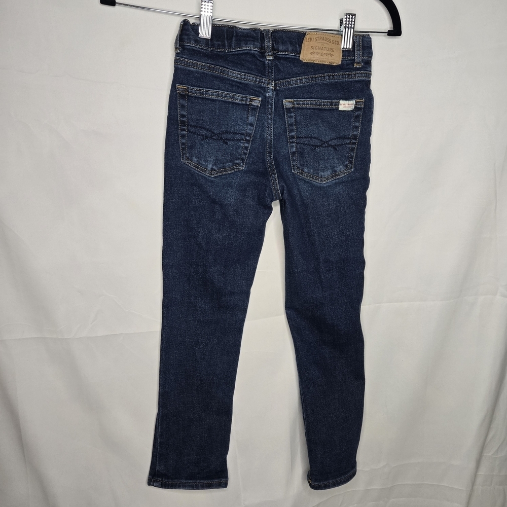 Signature Levi Strauss Kids Dark Blue Jeans w Floral Embroidery Design Straight - Picture 4 of 4